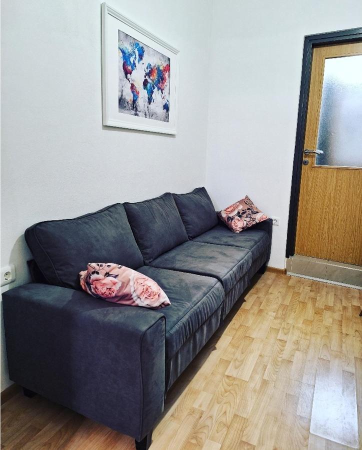 Apartment Ory 2 Between The Beach And City Center Pula Exterior foto